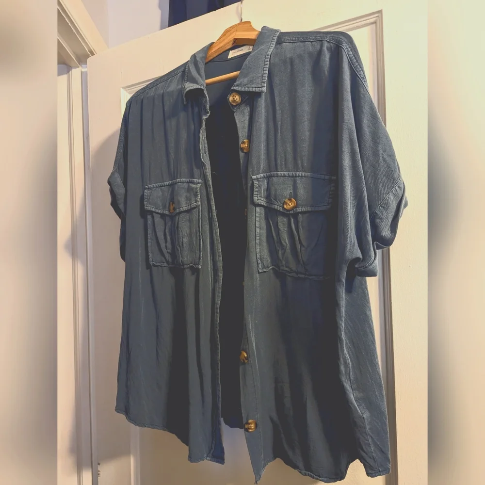 Short Sleeve Utility Shirt | Maurices - Picture 2 of 5